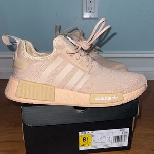 brand new shoes! Size is too big for me